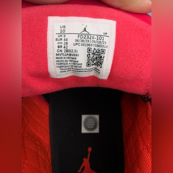 NWT Men’s Size 10 Jordan Basketball Sneakers - Picture 6 of 8